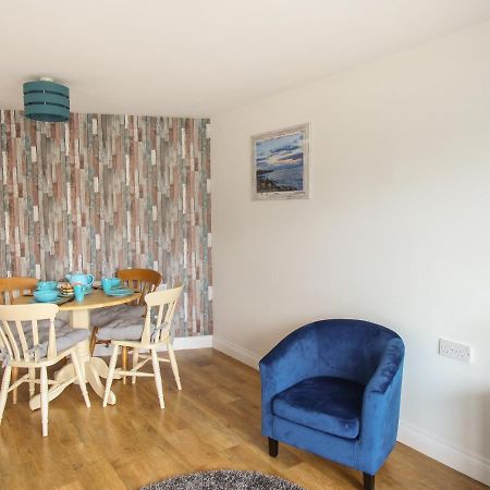 Nautical Breeze Apartment Уеймут Екстериор снимка