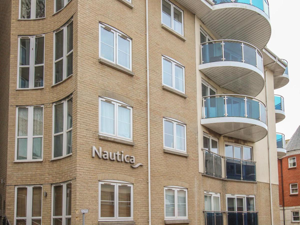 Nautical Breeze Apartment Уеймут Екстериор снимка