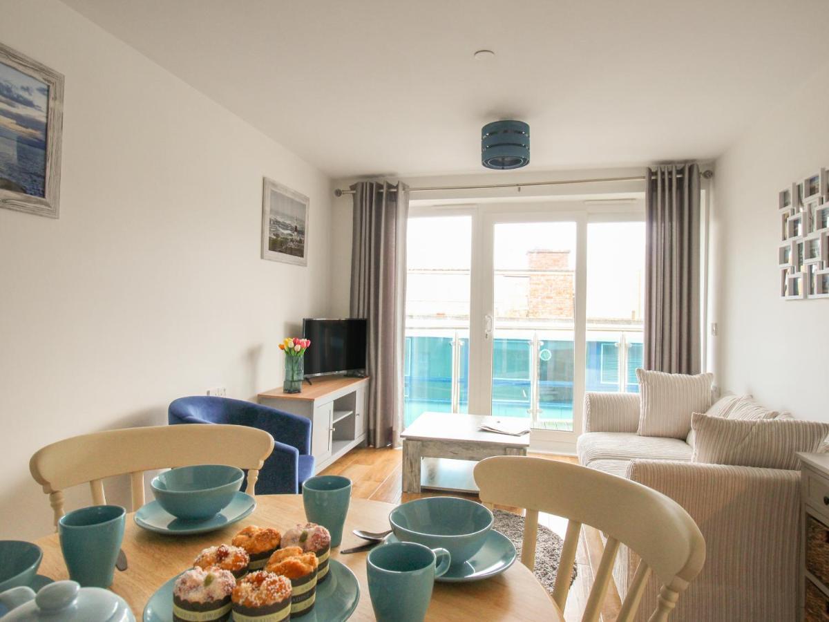 Nautical Breeze Apartment Уеймут Екстериор снимка